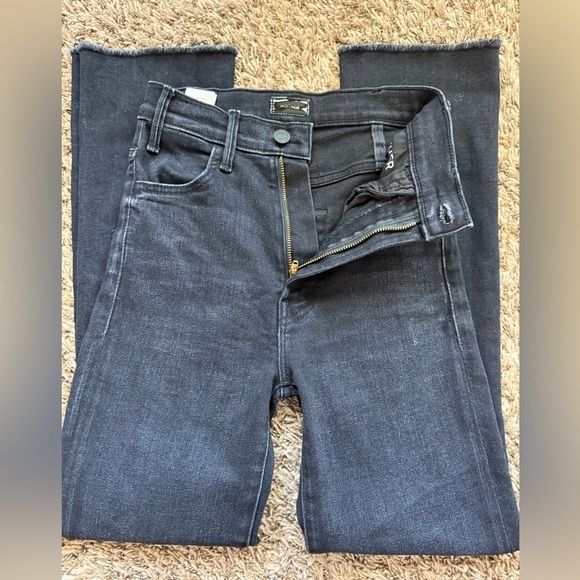 Mother Hustler Ankle Fray Denim - Picture 1 of 9
